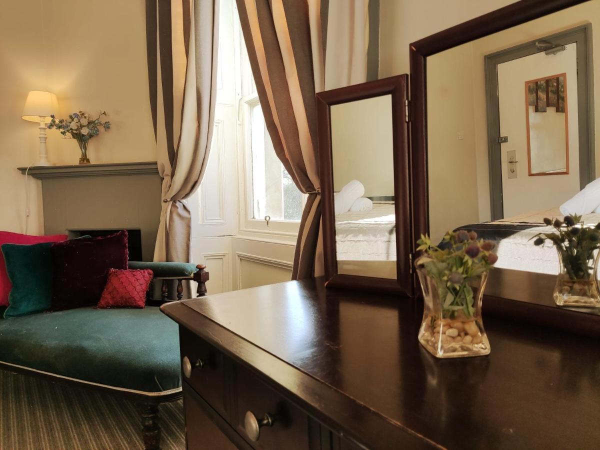 Проживание в семье Kirkhill Estate Горбридж