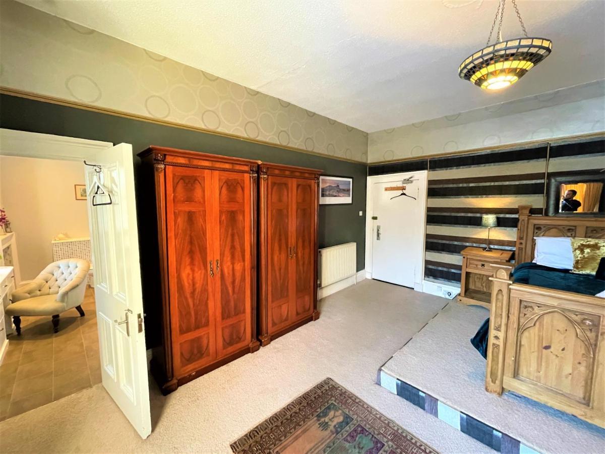 Проживание в семье Kirkhill Estate *